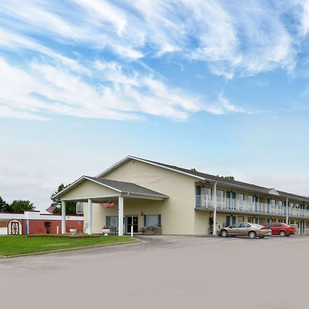 Americas Best Value Inn Knob Noster Buitenkant foto