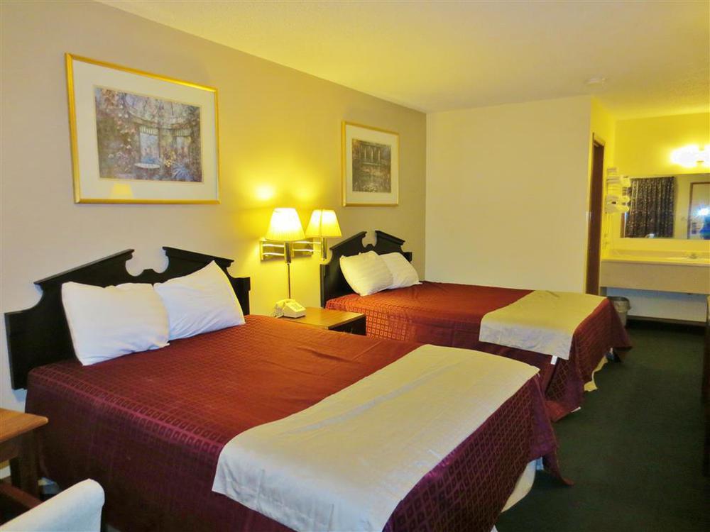 Americas Best Value Inn Knob Noster Kamer foto